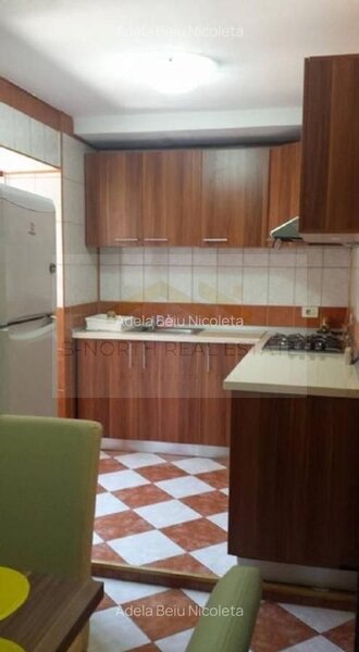 Sediu firma - 4 camere de inchiriat, 120 mp, vila